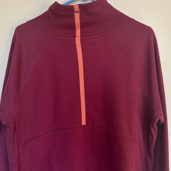 NEW Tek Gear Cowl neck Tunic Burgundy with Front Pocket thumb holes Sz XL - Picture 10 of 13